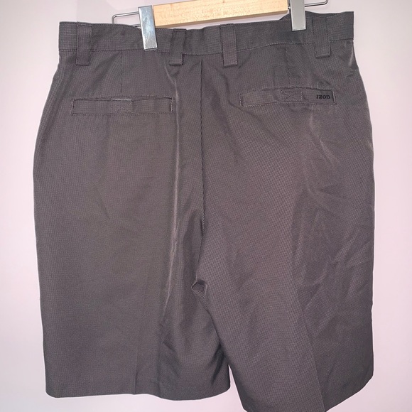MENS’ IZOD GOLF SHORTS - Picture 4 of 7